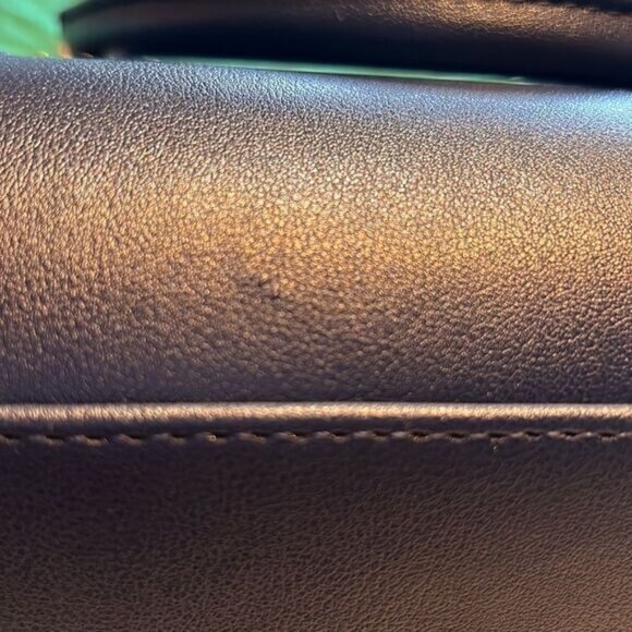 Veoelin Black Faux Leather Structured Handbag With Gold Accents & Detachable Str - Picture 9 of 9